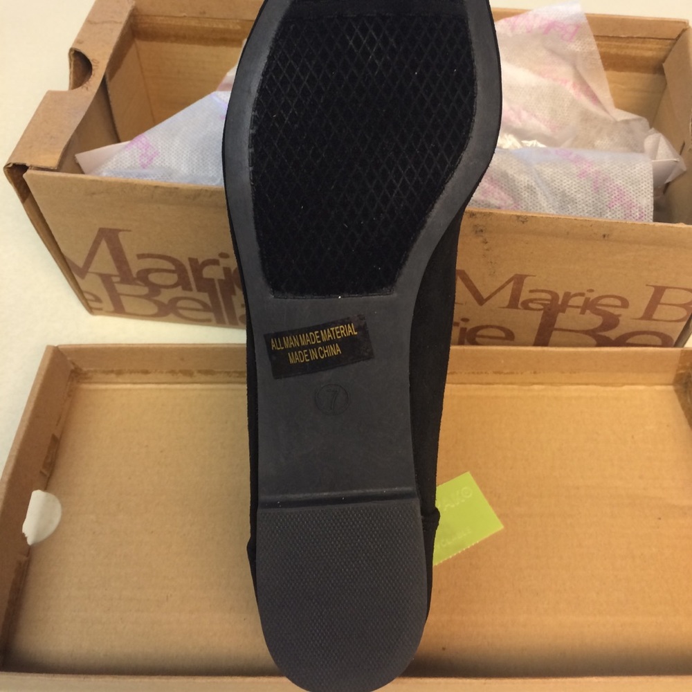 NWT Black Faux Suede Loafers - Pointed Toe Flats - Picture 5 of 5